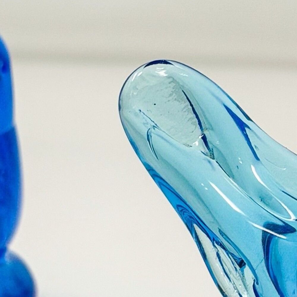 Leo Ward 1987 Blue Bird of Happiness Pair Signed UV Reactive Art Glass - Picture 8 of 10